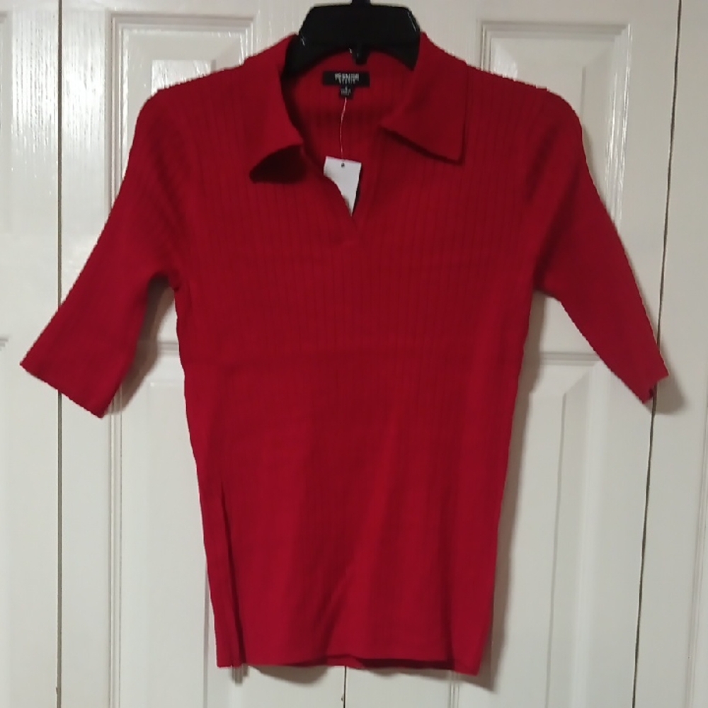 Premise Ribbed V Neck Sweater Red - Picture 2 of 8